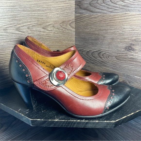 fidji Shoes - Fidji fidji red black strap leather heels vintage pumps